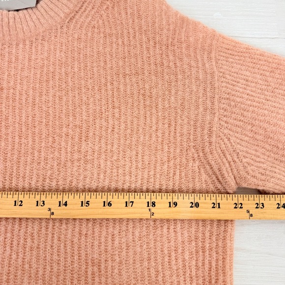 EVERLANE The Cocoon Crew Alpaca Wool Blend Sweater Size M Blush Pink Lightweight - Picture 11 of 14
